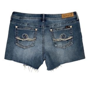 Seven7 denim 4” cut off jean shorts